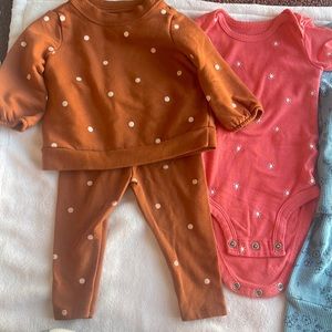 Baby girl clothe 6 months 💙